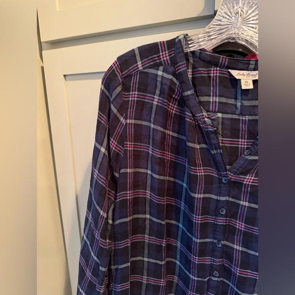 Lucky Brand Purple Plaid VNeck Shirt w flounce rear hem SZ XL - Picture 9 of 14